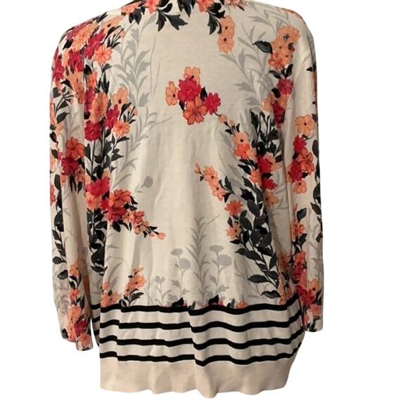 Talbots Woman’s Petites Floral  Cream Cotton Blend Sweater Cardigan Size 3XP - Picture 6 of 10